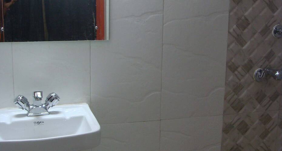 Hotel Treat, Valparai 4